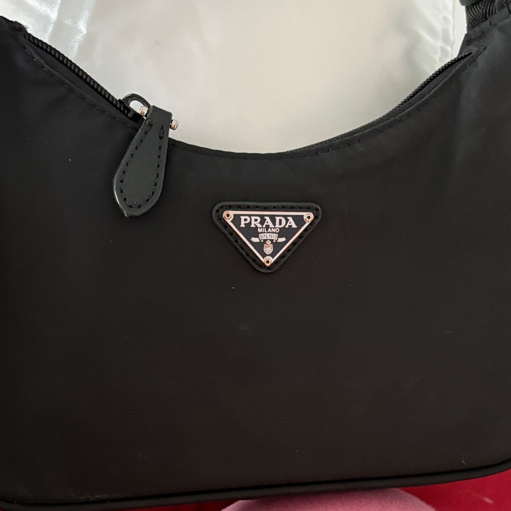 Prada Black Nylon Shoulder Bag with Triangle Logo - Picture 4 of 5
